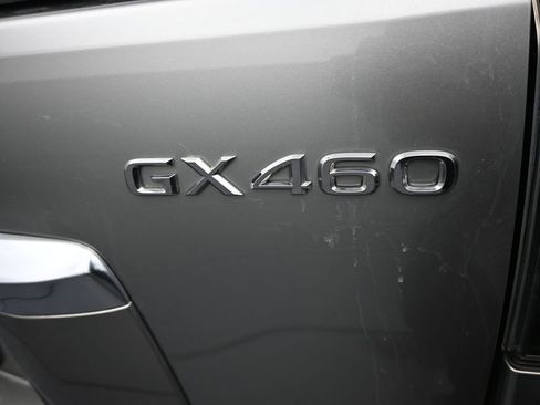 Used 2023 Lexus GX 460 Luxury w/ Sport Design Package image 39