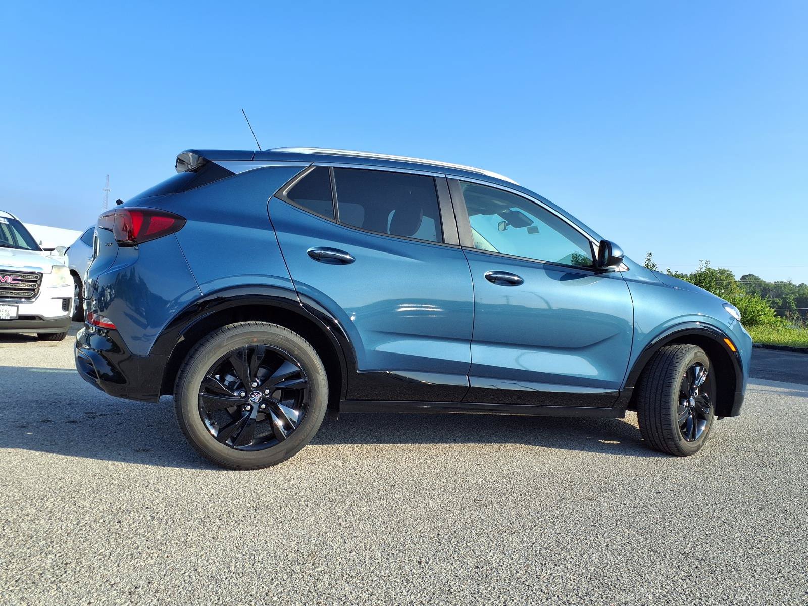 Used 2024 Buick Encore GX Sport Touring w/ Comfort Package FWD image 30