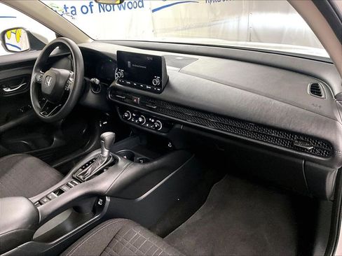 Used 2023 Honda HR-V LX image 14