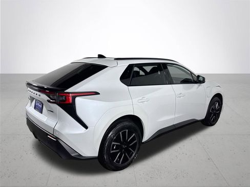 New 2026 Subaru Solterra Premium image 6