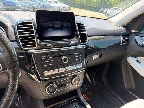 Used 2019 Mercedes-Benz GLS 450 4MATIC w/ Premium 1 Package image 30