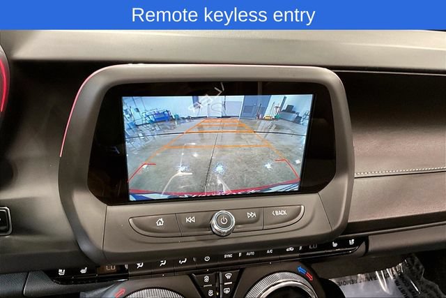 Used 2017 Chevrolet Camaro SS RWD image 15