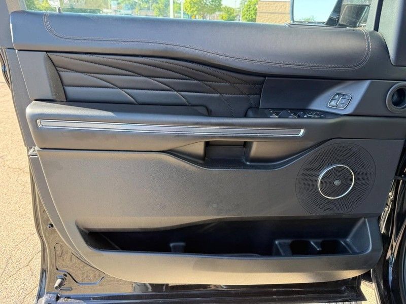 Used 2021 Ford Expedition Platinum AWD/4WD image 20
