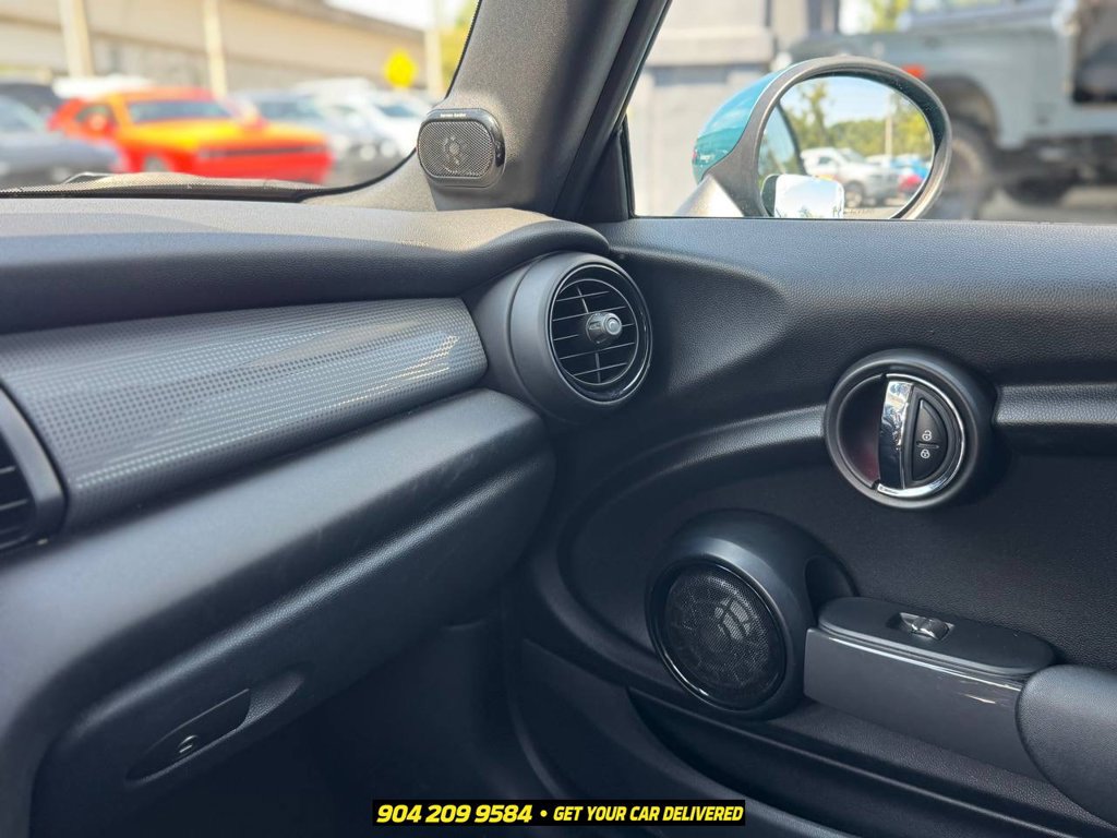 Used 2016 MINI Cooper Convertible FWD image 17