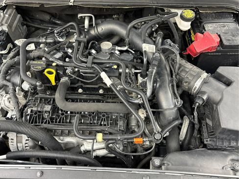 Used 2020 Ford Fusion SE FWD image 28