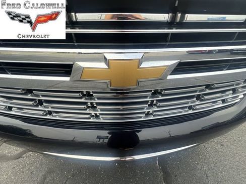 Used 2023 Chevrolet Tahoe Premier RWD image 36