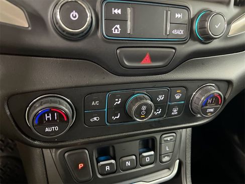 Used 2020 GMC Terrain Denali image 16