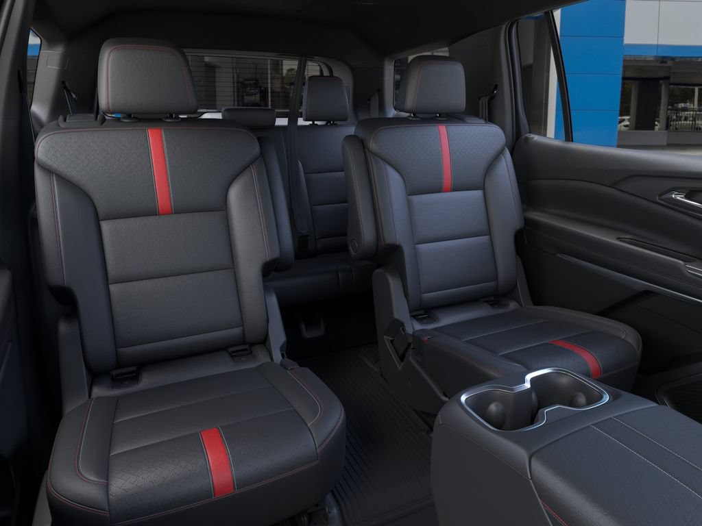 New 2026 Chevrolet Traverse RS w/ LPO, Floor Liner Package FWD image 17