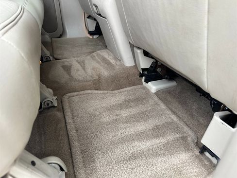 Used 2005 Cadillac Escalade AWD image 51