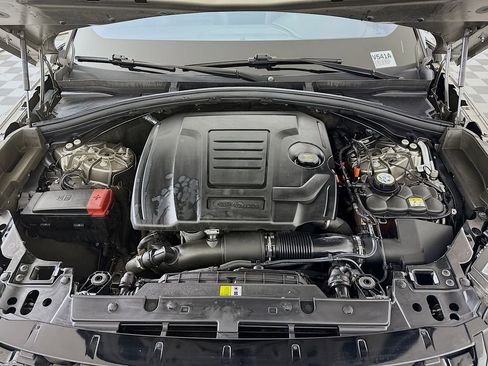 Used 2021 Land Rover Range Rover Velar R-Dynamic S image 32
