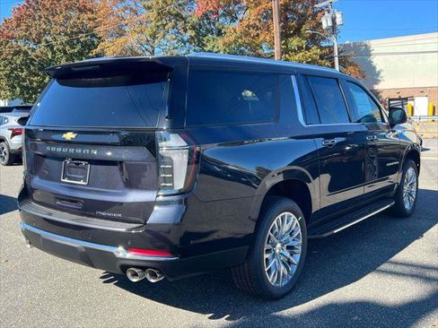 New 2026 Chevrolet Suburban Premier w/ Sun And Tow Package image 5