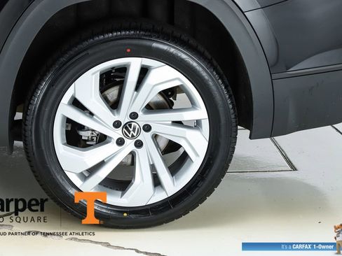 Used 2023 Volkswagen Atlas SE image 6