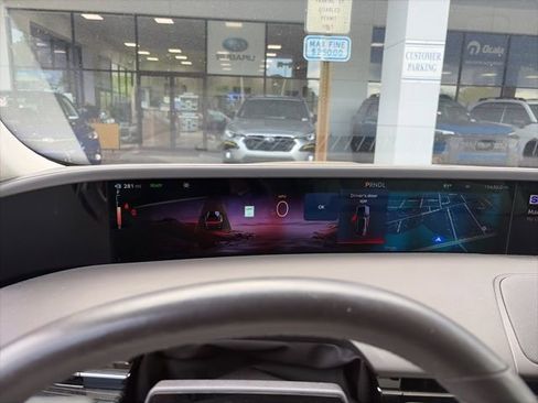 Used 2024 Lincoln Nautilus Black Label image 6