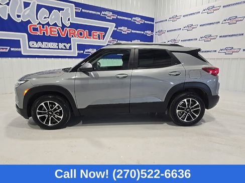 Used 2025 Chevrolet TrailBlazer LT FWD image 5