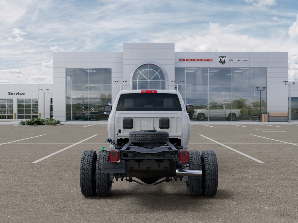 New 2026 RAM 4500 Tradesman AWD/4WD image 8