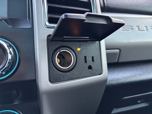 Used 2018 Ford F250 Lariat w/ Lariat Ultimate Package image 25