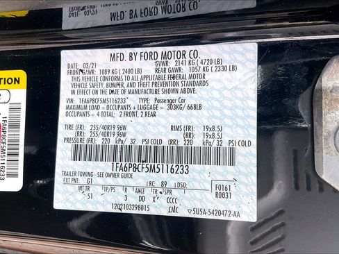 Used 2021 Ford Mustang GT Premium w/ Equipment Group 401A RWD image 26