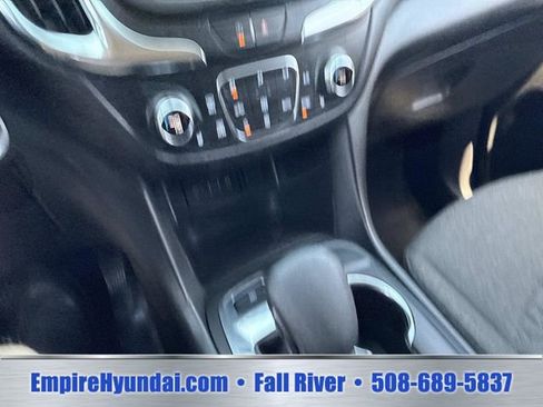 Used 2024 Chevrolet Equinox LT AWD/4WD image 27