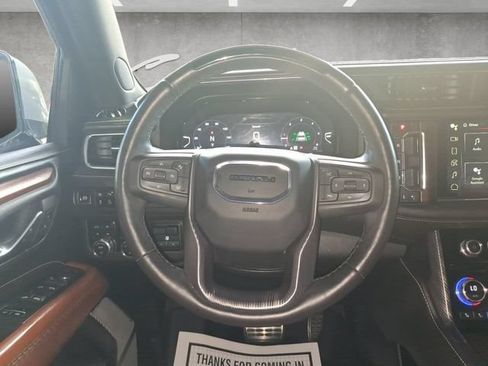 Used 2024 GMC Yukon Denali Ultimate AWD/4WD image 27