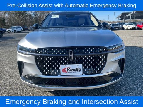 New 2026 Lincoln Nautilus Reserve image 2