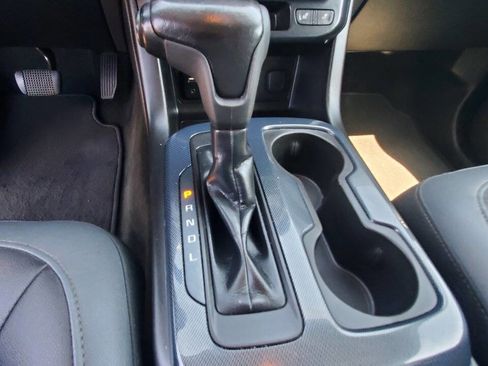 Used 2017 Chevrolet Colorado Z71 AWD/4WD image 20