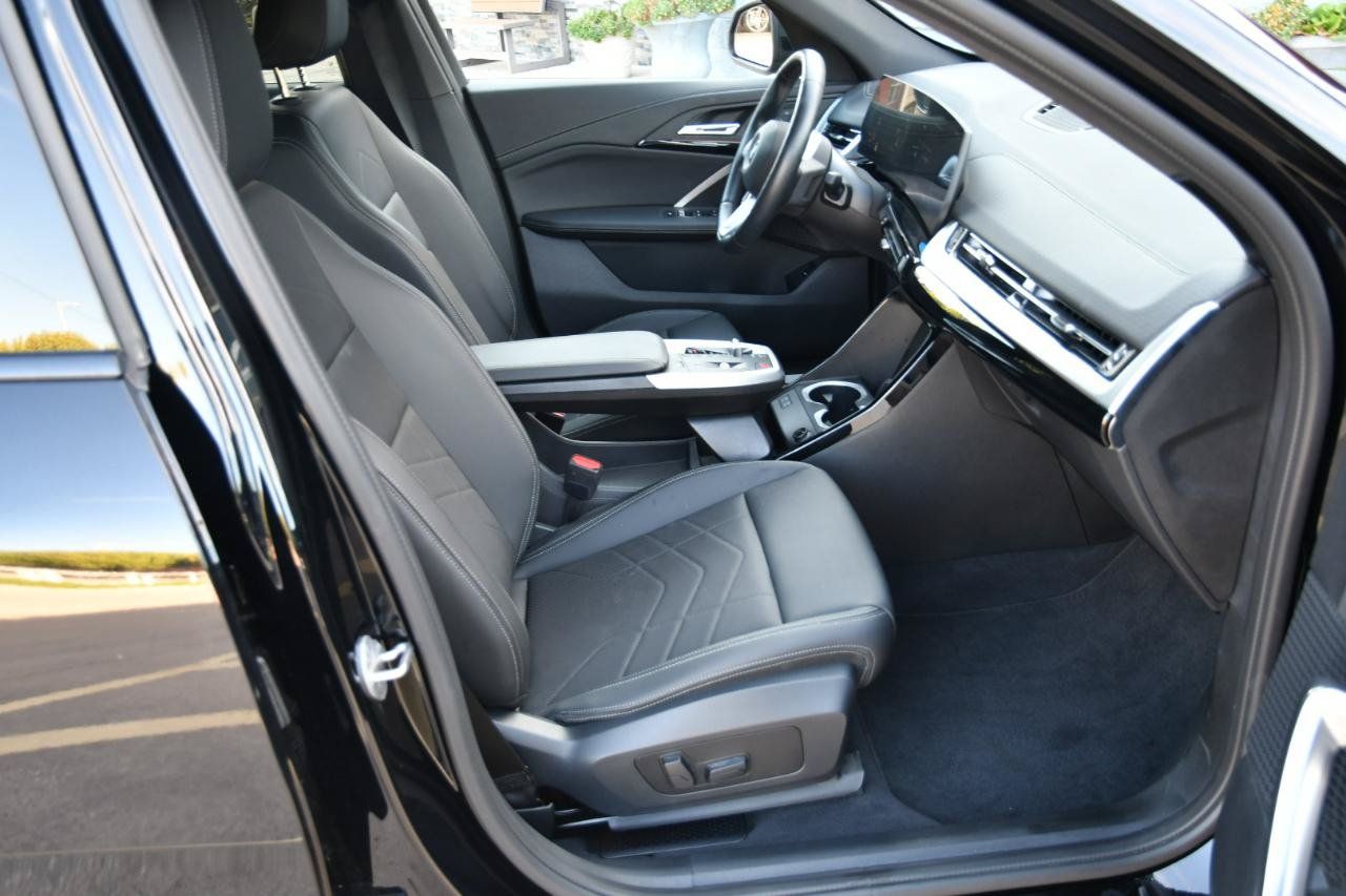 Used 2026 BMW X2 xDrive28i AWD/4WD image 26