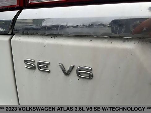 Used 2023 Volkswagen Atlas SE image 12