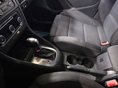 Used 2012 Volkswagen Golf TDI image 26