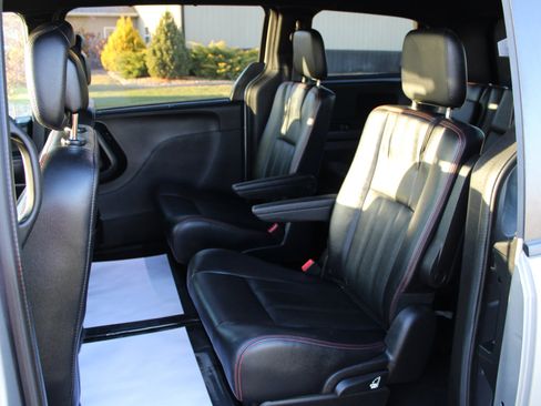 Used 2019 Dodge Grand Caravan GT image 8