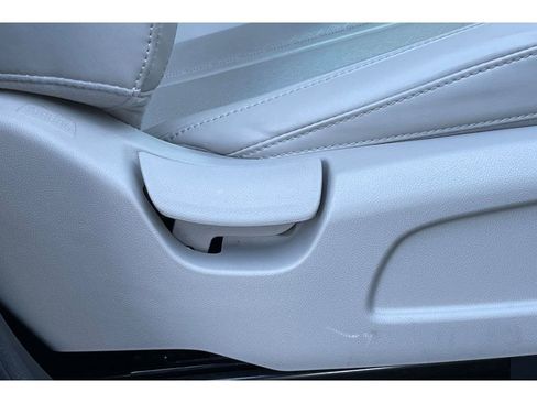 Used 2022 Kia Sorento EX w/ Panoramic Sunroof Package image 25