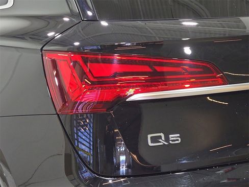 Certified 2025 Audi Q5 2.0T Premium Plus w/ Premium Plus Package image 35