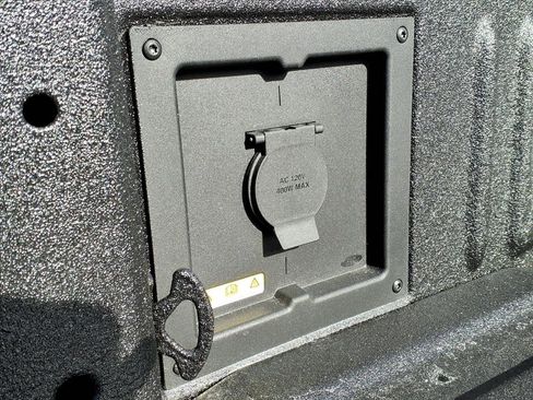 New 2026 Ford F150 XLT w/ Equipment Group 302A MID image 9