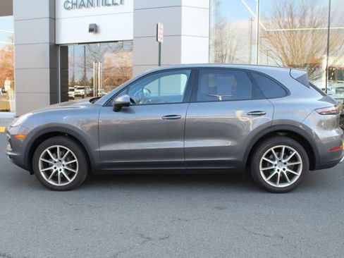 Used 2020 Porsche Cayenne image 6