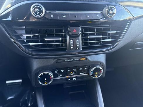 Used 2023 Ford Escape ST-Line image 24