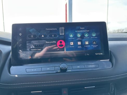 Used 2024 Nissan Rogue Platinum w/ Platinum Premium Package image 46