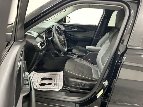 Certified 2023 Chevrolet TrailBlazer LT w/ Convenience Package AWD/4WD image 9