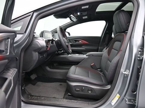 New 2026 Chevrolet Equinox EV RS image 34