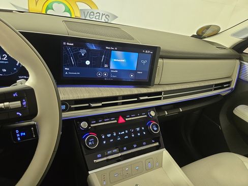 Used 2024 Hyundai Santa Fe Calligraphy image 24