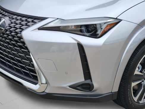 New 2026 Lexus UX 300h FWD image 23