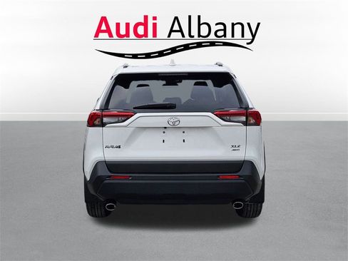 Used 2024 Toyota RAV4 XLE image 5