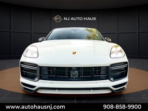 Used 2023 Porsche Cayenne Turbo GT AWD/4WD image 3