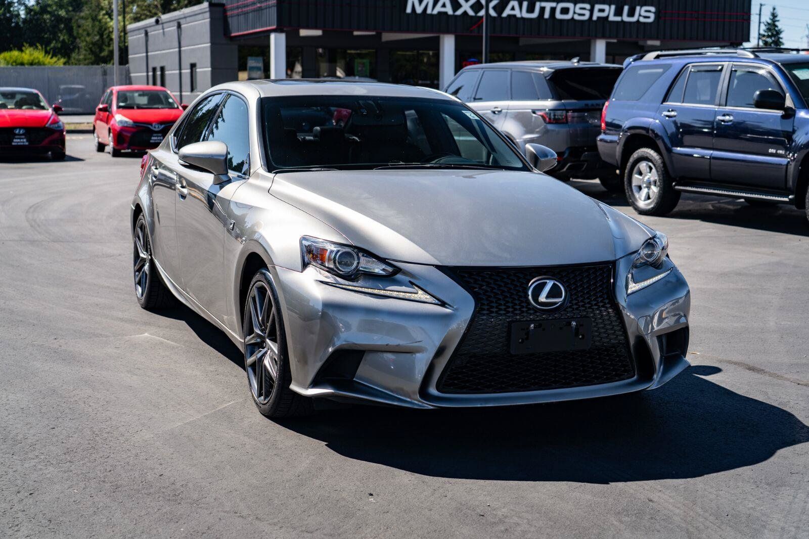 Used 2016 Lexus IS 300 AWD image 2