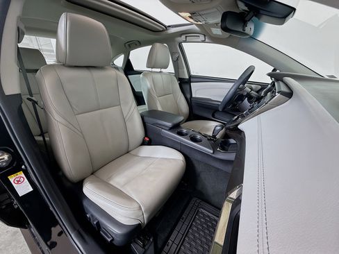 Used 2016 Toyota Avalon Limited w/ Protection Package FWD image 28