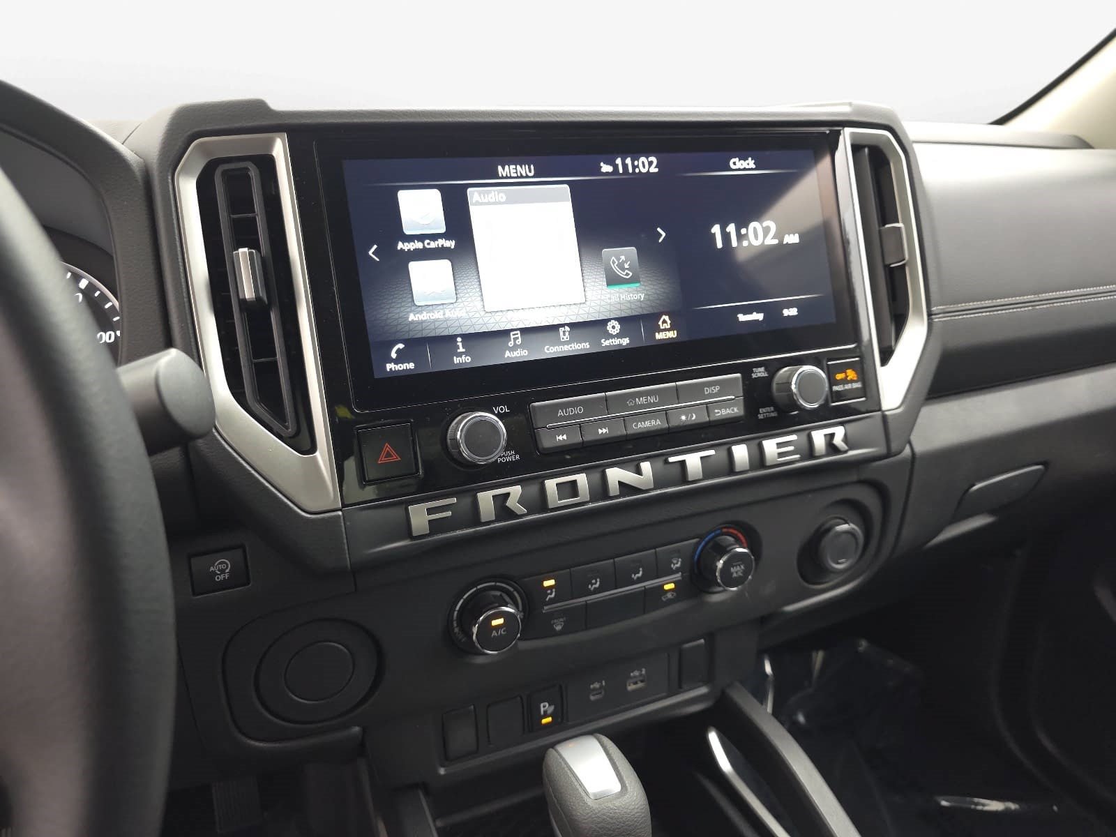 Used 2025 Nissan Frontier SV RWD image 17