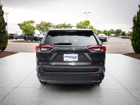 Used 2023 Toyota RAV4 XLE FWD image 9