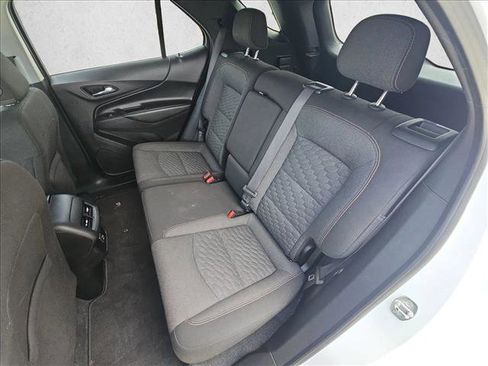 Used 2021 Chevrolet Equinox LT image 17