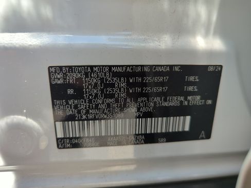Used 2024 Toyota RAV4 LE FWD image 30