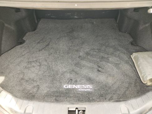 Used 2015 Hyundai Genesis 3.8 RWD image 34