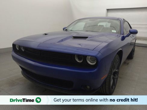 Used 2020 Dodge Challenger SXT w/ Blacktop Package RWD image 1