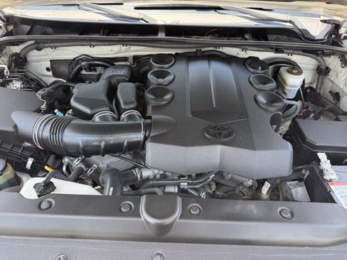 Used 2019 Toyota 4Runner Limited RWD image 34